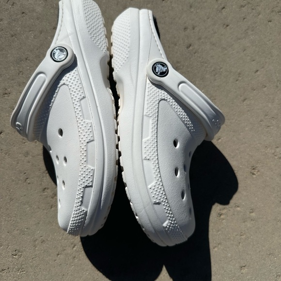Crocs white with winter gray fuzzy insides M5/W7 - Picture 6 of 9